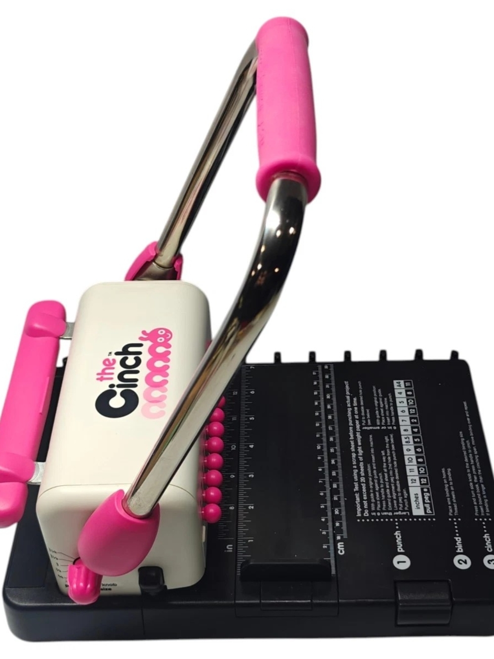 We R Memory Keepers The Cinch Pink Book Binding Tool - Picture 6 of 14